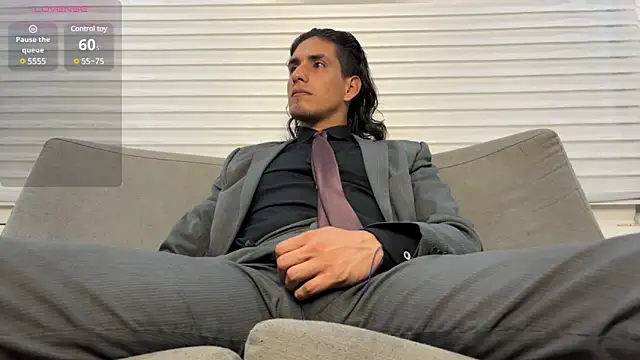 Tom blunt96 online show from 02-12-25, 12:05