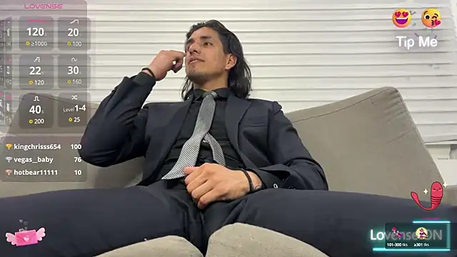 Tom blunt96 online show from 02-14-25, 11:42