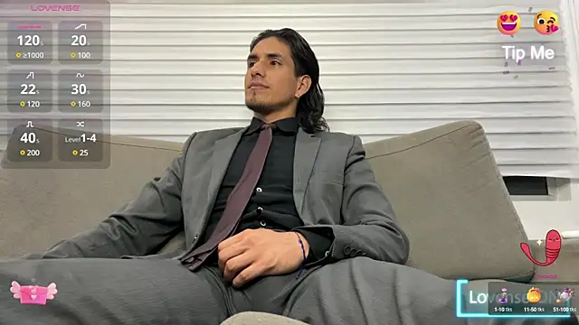 Tom blunt96 online show from 02-17-25, 04:20