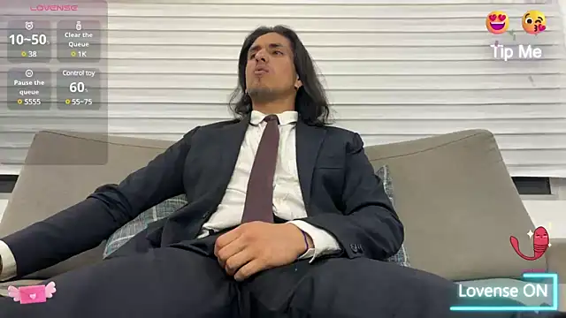 Tom blunt96 online show from 02-19-25, 06:00