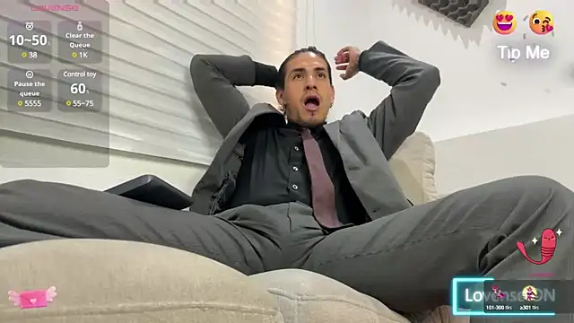 Tom blunt96 online show from 02-20-25, 06:02