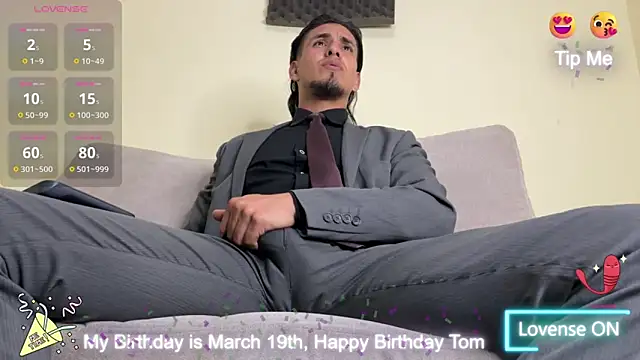 Tom blunt96 online show from 03-19-25, 04:03