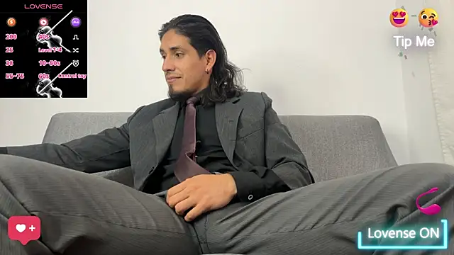 Tom blunt96 online show from 10-16-25, 07:15