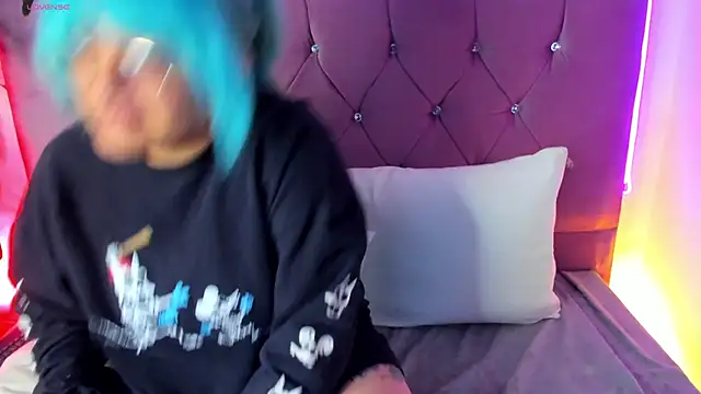 lucky-leah online show from 02-19-25, 03:28