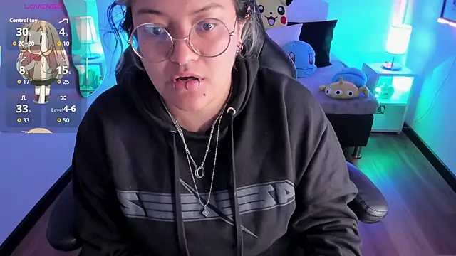 lucky-leah online show from 09-10-25, 04:01