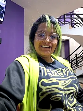 lucky-leah online show from 09-27-25, 03:22