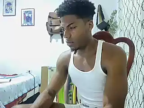 Snapshot of andrews2399 chatting on 12-30-24, 03:03 andrews2399 online show from 12-30-24, 03:03