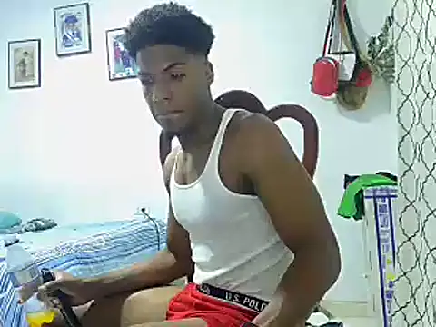 Snapshot of andrews2399 chatting on 01-06-25, 12:37 andrews2399 online show from 01-06-25, 12:37