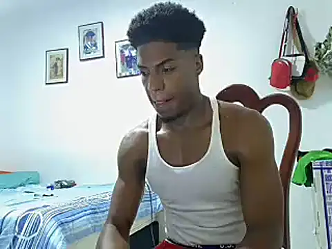 Snapshot of andrews2399 chatting on 01-06-25, 03:53 andrews2399 online show from 01-06-25, 03:53