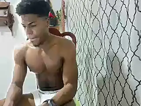 Snapshot of andrews2399 chatting on 01-12-25, 01:21 andrews2399 online show from 01-12-25, 01:21