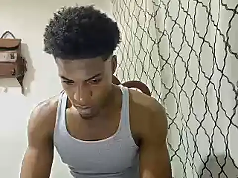 Snapshot of andrews2399 chatting on 01-12-25, 11:58 andrews2399 online show from 01-12-25, 11:58