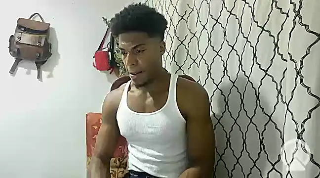 Snapshot of andrews2399 chatting on 01-21-25, 02:00 andrews2399 online show from 01-21-25, 02:00