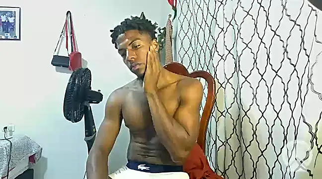 Snapshot of andrews2399 chatting on 02-07-25, 09:26 andrews2399 online show from 02-07-25, 09:26