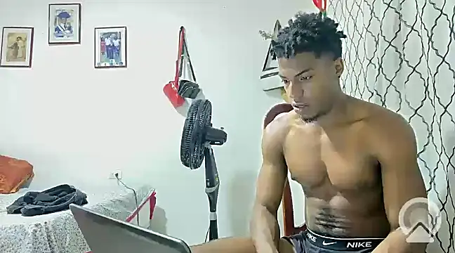 Snapshot of andrews2399 chatting on 02-08-25, 07:16 andrews2399 online show from 02-08-25, 07:16