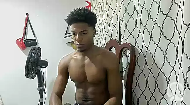 Snapshot of andrews2399 chatting on 02-11-25, 01:10 andrews2399 online show from 02-11-25, 01:10