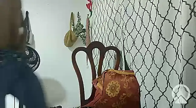 Snapshot of andrews2399 chatting on 03-10-25, 12:40 andrews2399 online show from 03-10-25, 12:40