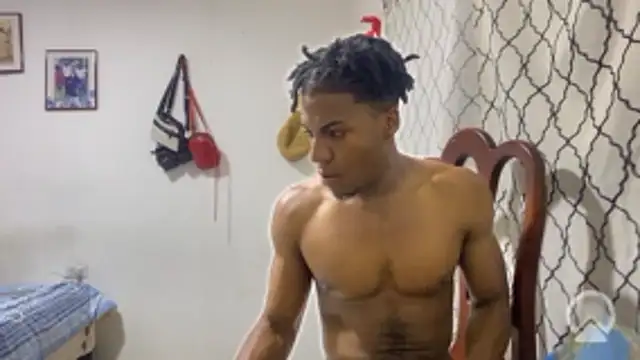 Snapshot of andrews2399 chatting on 11-12-25, 01:50 andrews2399 online show from 11-12-25, 01:50