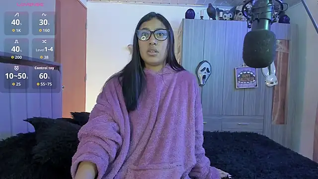 Kayla foxxy online show from 10-21-25, 04:57