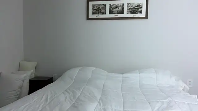 YUMIandbigWOLF online show from 01-09-25, 11:45