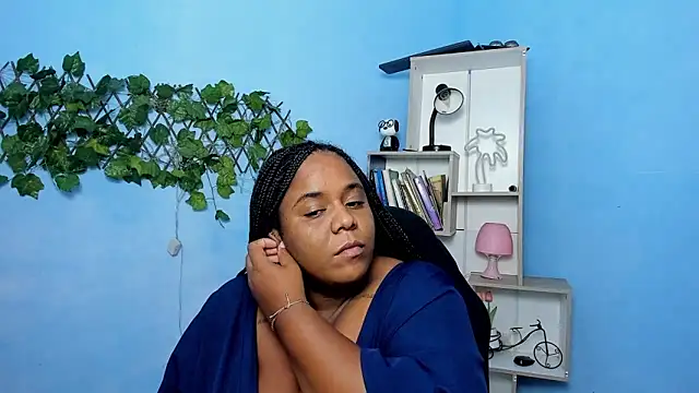 Snapshot of bbw_charlote chatting on 11-29-25, 12:08 bbw charlote online show from 11-29-25, 12:08