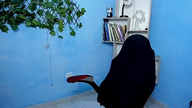 Snapshot of bbw_charlote chatting on 12-05-25, 12:36 bbw charlote online show from 12-05-25, 12:36