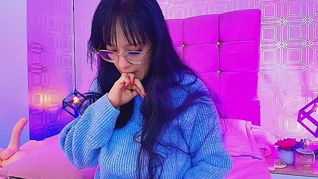 AlissonLopez  online show from 12-13-24, 10:19