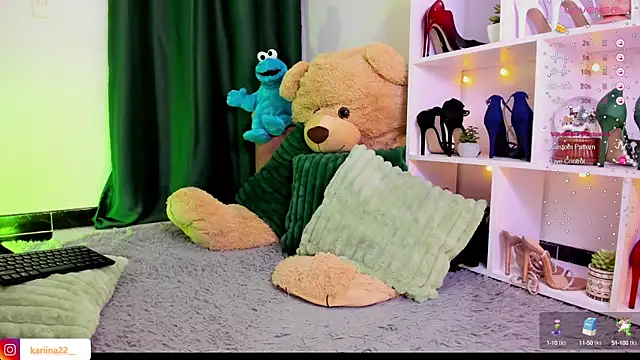 kariina  22 online show from 02-14-25, 03:11