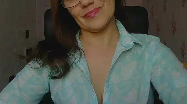 KittyyLaBeauty online show from 03-21-25, 02:07