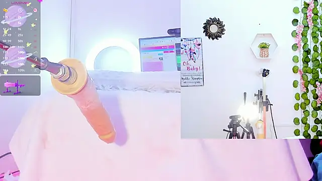 Snapshot of Daki_Ume_ chatting on 02-04-25, 08:35 Daki Ume online show from 02-04-25, 08:35