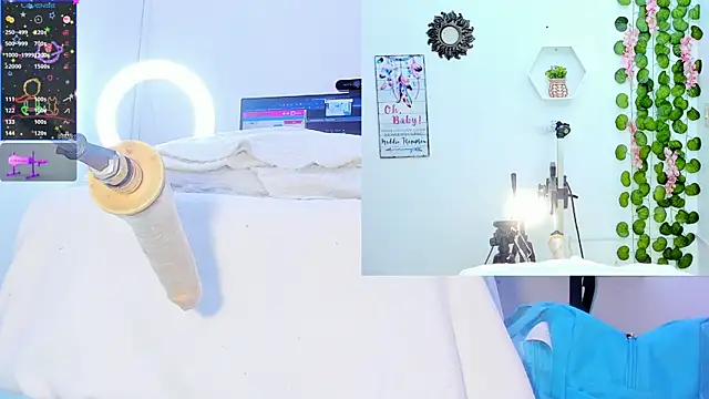 Snapshot of Daki_Ume_ chatting on 03-09-25, 08:40 Daki Ume online show from 03-09-25, 08:40