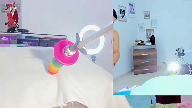 Snapshot of Daki_Ume_ chatting on 10-18-25, 02:47 Daki Ume online show from 10-18-25, 02:47