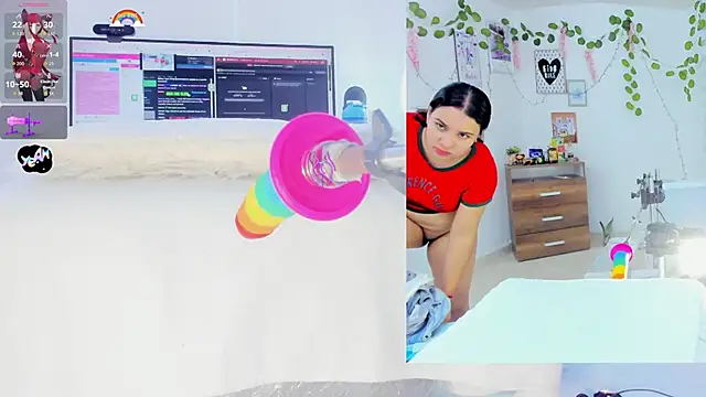 Snapshot of Daki_Ume_ chatting on 11-22-25, 02:43 Daki Ume online show from 11-22-25, 02:43