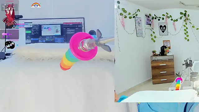 Snapshot of Daki_Ume_ chatting on 11-23-25, 02:44 Daki Ume online show from 11-23-25, 02:44