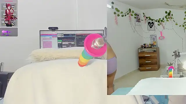 Snapshot of Daki_Ume_ chatting on 11-28-25, 02:25 Daki Ume online show from 11-28-25, 02:25