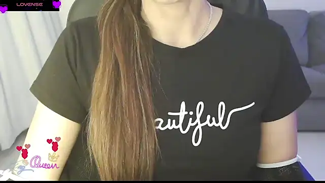 Snapshot of _Blue_Ruubyy_ chatting on 02-05-26, 05:39 Blue Ruubyy online show from 02-05-26, 05:39