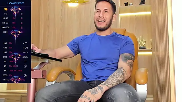 Snapshot of George_Diesell chatting on 02-12-25, 08:29 George Diesell online show from 02-12-25, 08:29