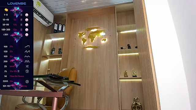 Snapshot of George_Diesell chatting on 03-04-25, 11:32 George Diesell online show from 03-04-25, 11:32