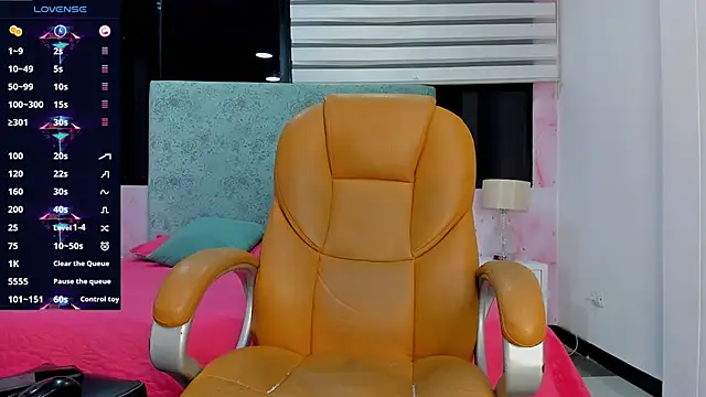 Snapshot of George_Diesell chatting on 03-17-25, 11:54 George Diesell online show from 03-17-25, 11:54