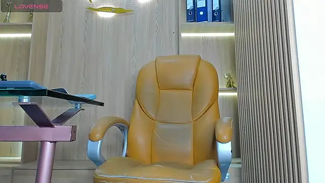 Snapshot of George_Diesell chatting on 09-11-25, 08:42 George Diesell online show from 09-11-25, 08:42