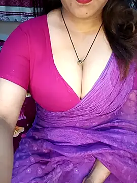 Snapshot of Dayna-36 chatting on 11-08-25, 04:29 Dayna-36 online show from 11-08-25, 04:29