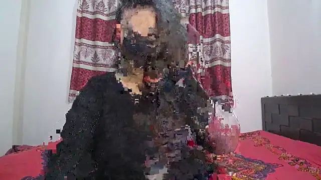 Snapshot of Dayna-36 chatting on 12-16-25, 06:35 Dayna-36 online show from 12-16-25, 06:35