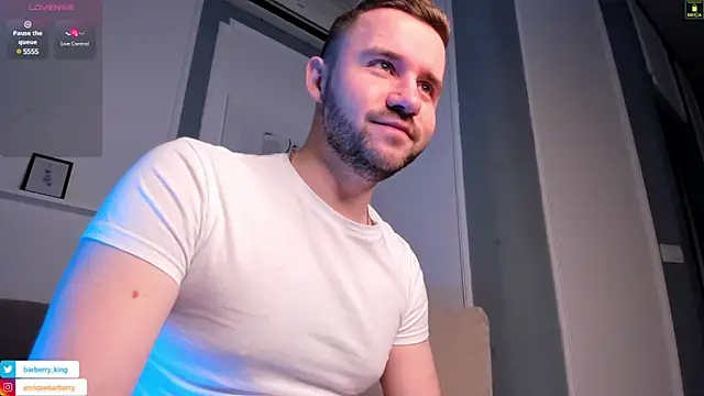 Snapshot of EnriqueBarberry chatting on 01-25-25, 06:23 EnriqueBarberry online show from 01-25-25, 06:23