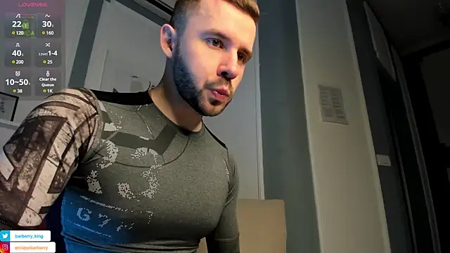Snapshot of EnriqueBarberry chatting on 02-14-25, 06:23 EnriqueBarberry online show from 02-14-25, 06:23
