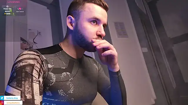 Snapshot of EnriqueBarberry chatting on 02-19-25, 06:33 EnriqueBarberry online show from 02-19-25, 06:33