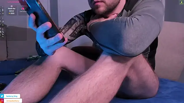 Snapshot of EnriqueBarberry chatting on 03-21-25, 10:06 EnriqueBarberry online show from 03-21-25, 10:06