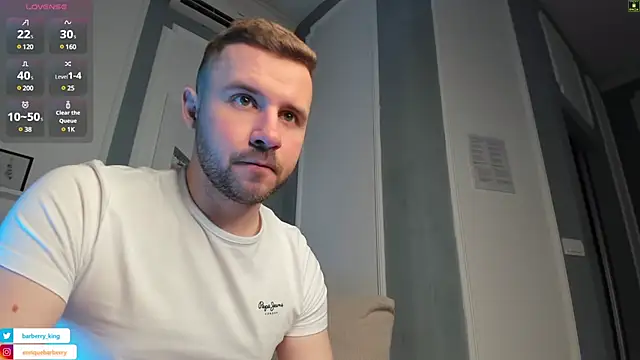 Snapshot of EnriqueBarberry chatting on 03-22-25, 06:22 EnriqueBarberry online show from 03-22-25, 06:22