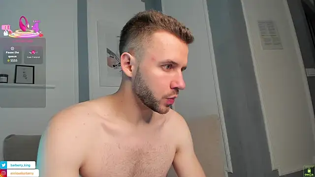 Snapshot of EnriqueBarberry chatting on 10-11-25, 05:28 EnriqueBarberry online show from 10-11-25, 05:28