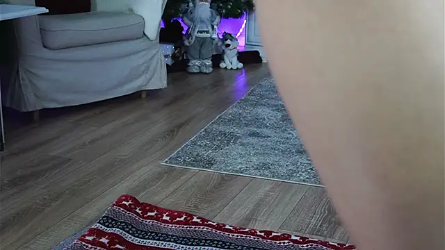 ivyleague  online show from 12-05-25, 05:27