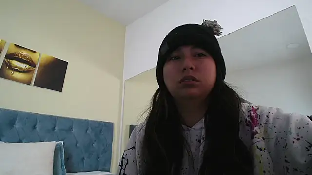 Snapshot of _Natalie18 chatting on 01-18-25, 04:26 Natalie18 online show from 01-18-25, 04:26