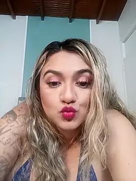 Snapshot of lala_buny chatting on 12-29-24, 03:24 lala buny online show from 12-29-24, 03:24